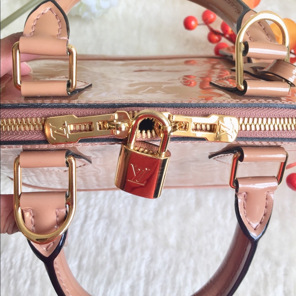 Louis Vuitton Rose Velours Vernis Alma BB - Picture 7 of 16